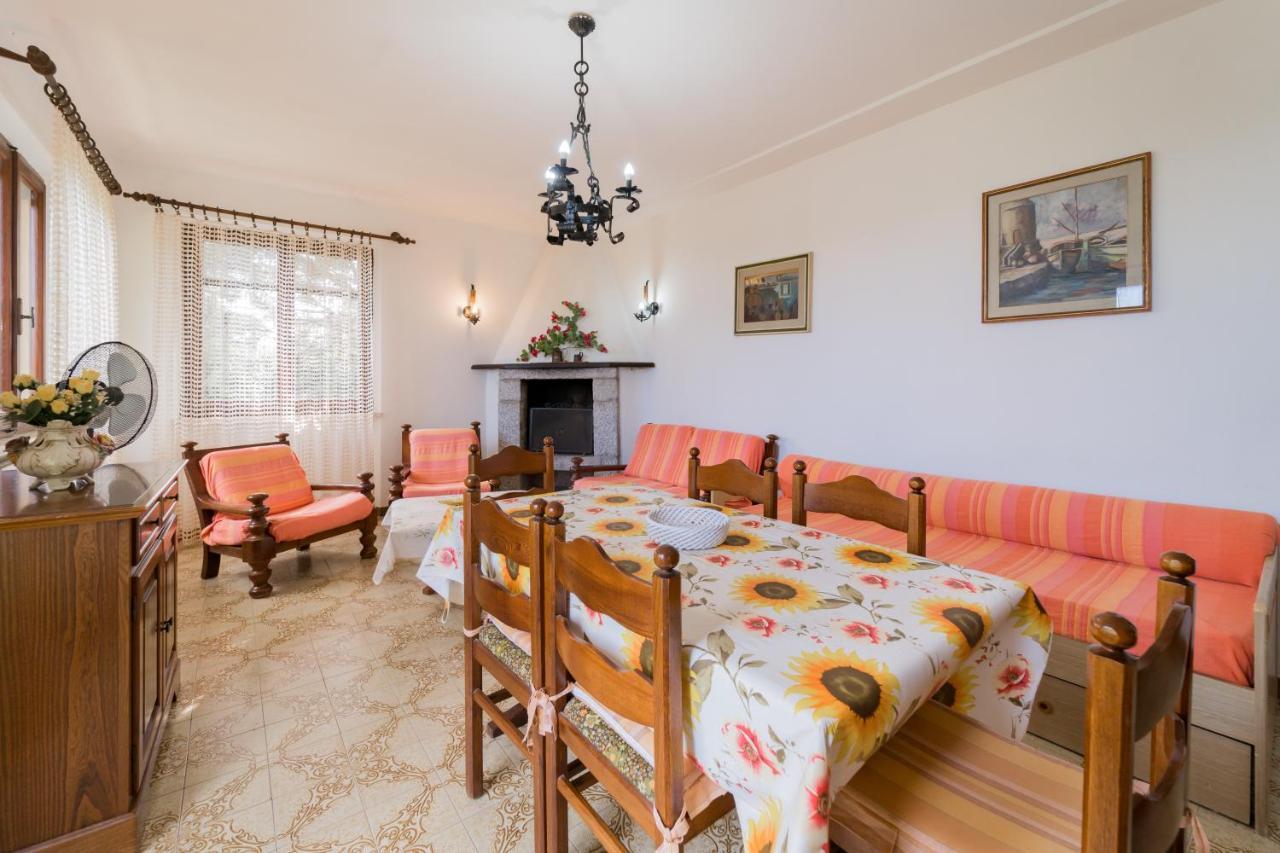 Villa Campo Al Pero ริโอมารินา ภายนอก รูปภาพ